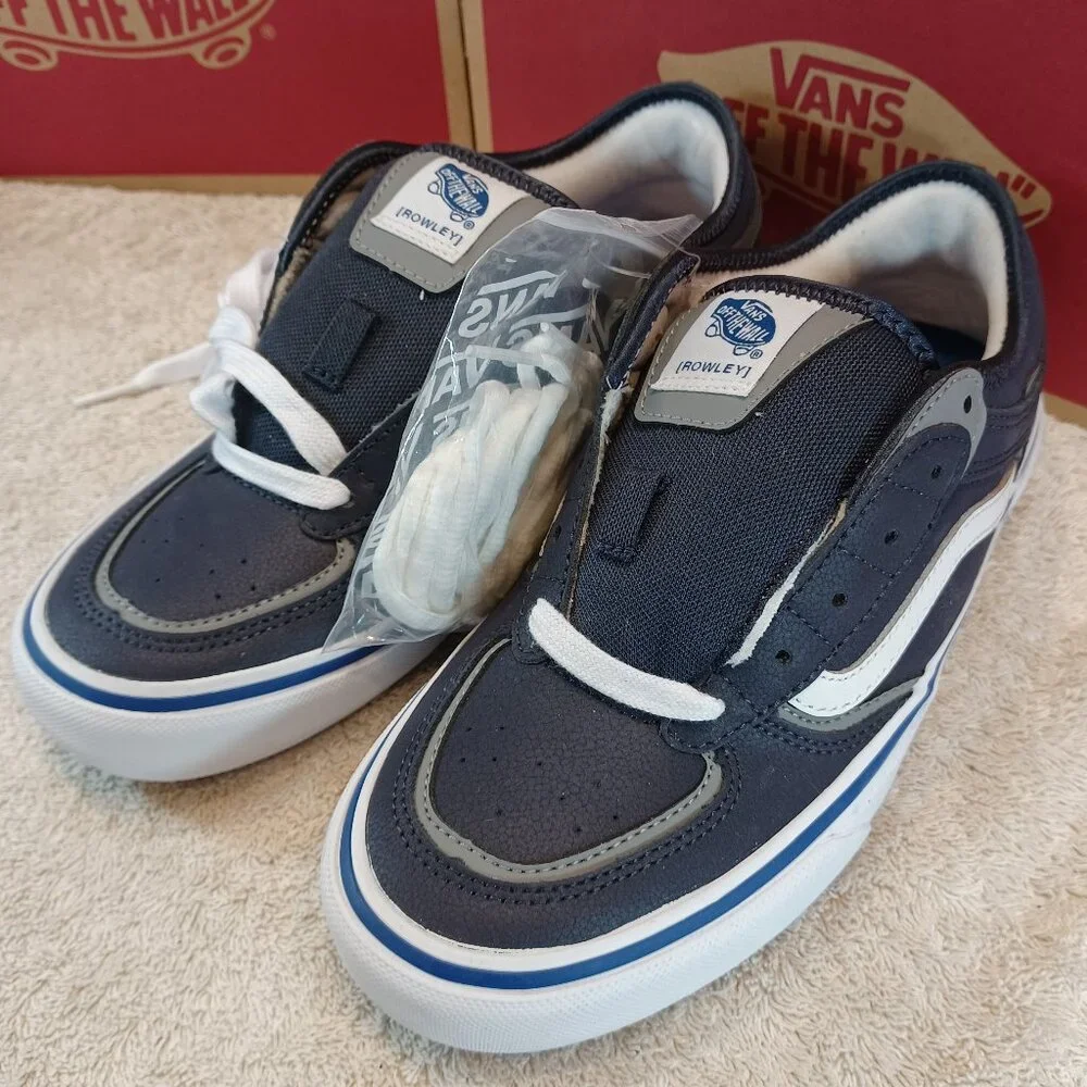 Vans Men's 7 / Women's 8.5 Rowley Low Top Blue/White Leather VN0A5KQTNAV